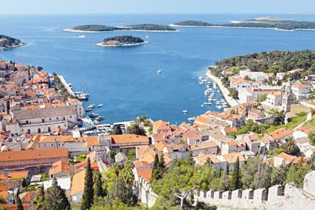 HVAR CENTRO HISTORICO  CRUCEROS